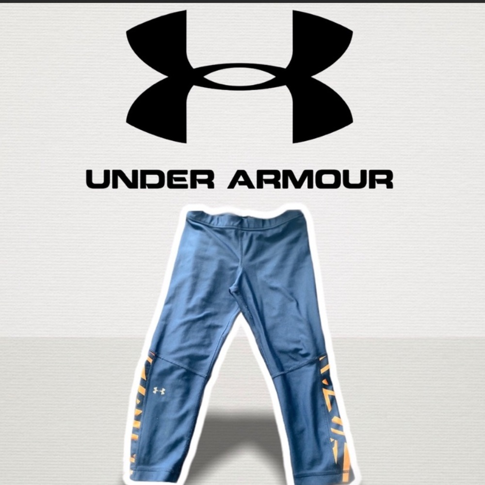 ⭐️CLEARANCE⭐️ Super Cute Under Armour Yoga Capris